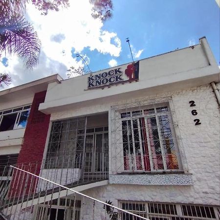 Knock Knock Hostel Curitiba Exterior foto