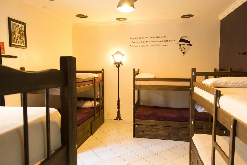 Knock Knock Hostel Curitiba Habitación foto